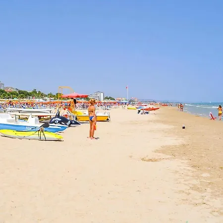 5 Bedroom Lovely In Roseto Degli Abruzzi