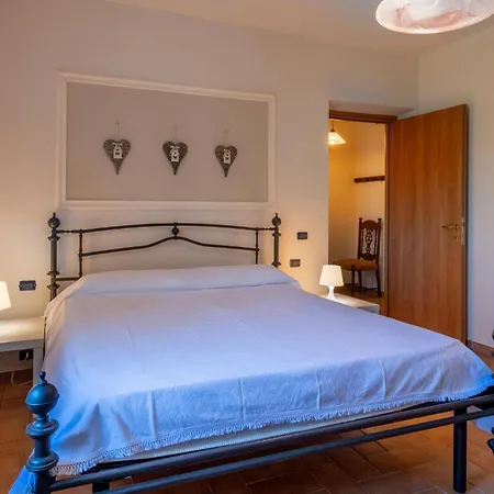 5 Bedroom Lovely In *